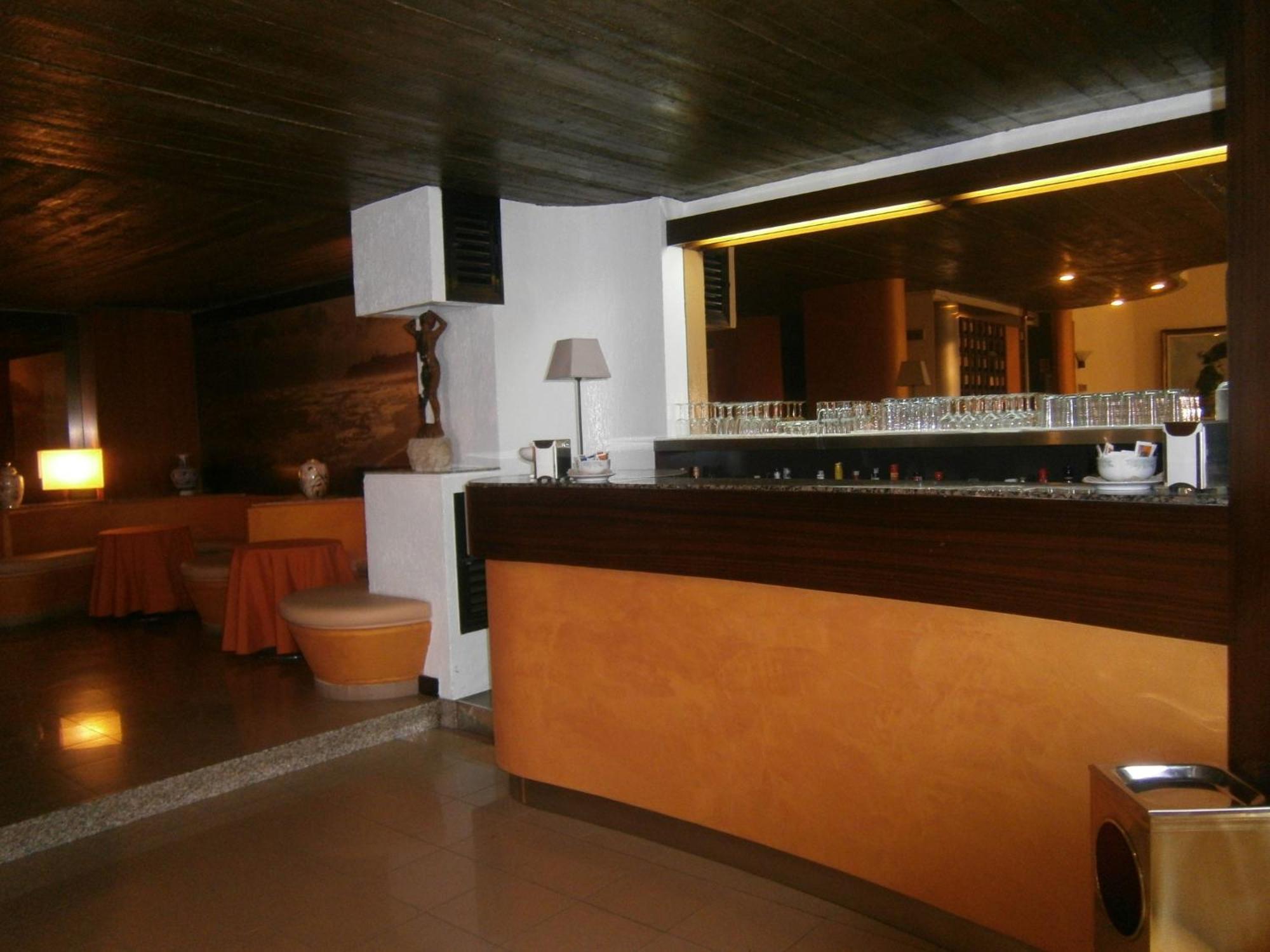 Hotel Corona Termoli Bagian luar foto