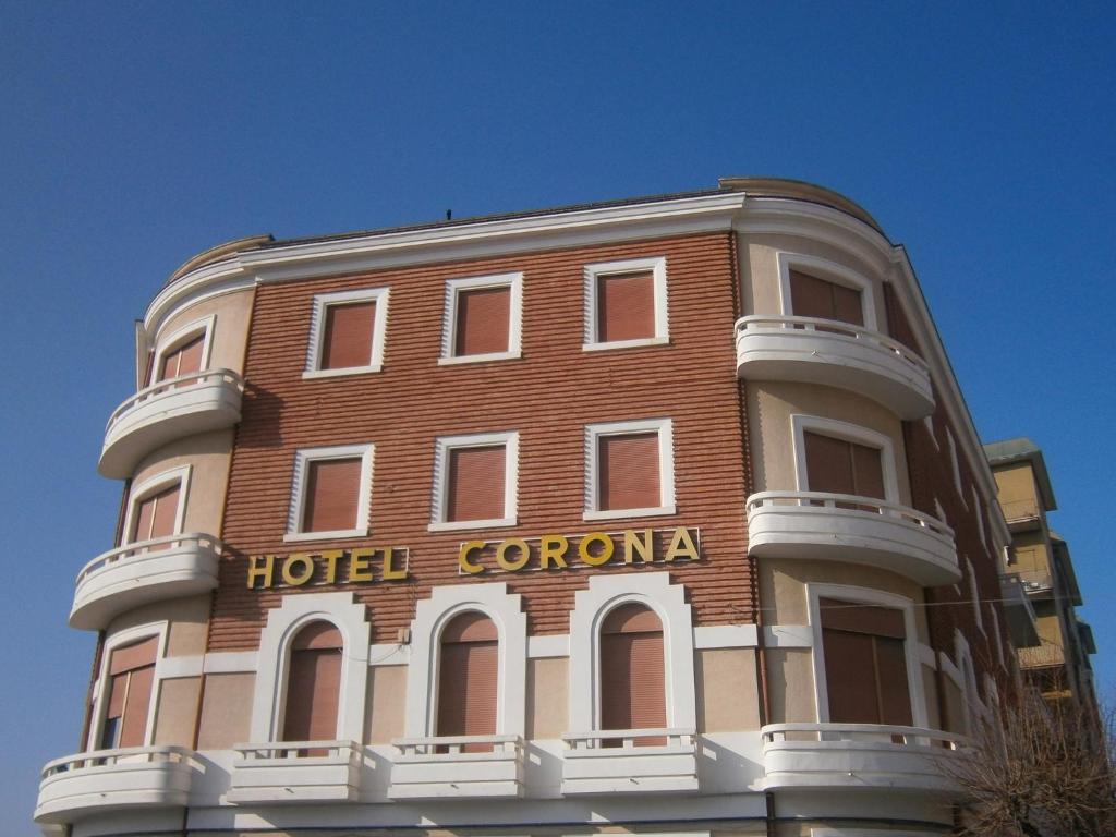 Hotel Corona Termoli Bagian luar foto